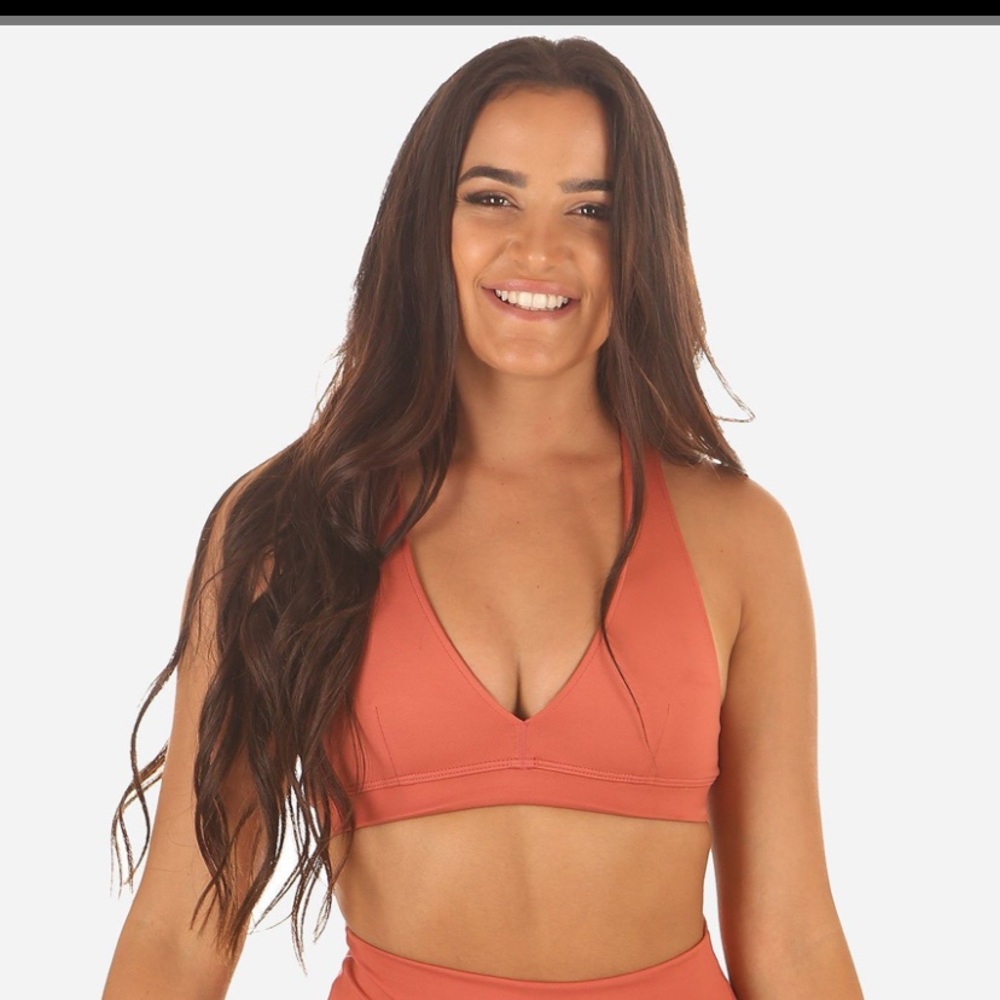 ISO Mika bra Maya in S